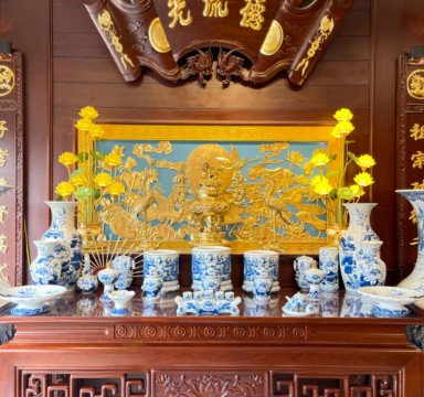 Trọn Bộ Ban Thờ Men Lam Vẽ Gấm 